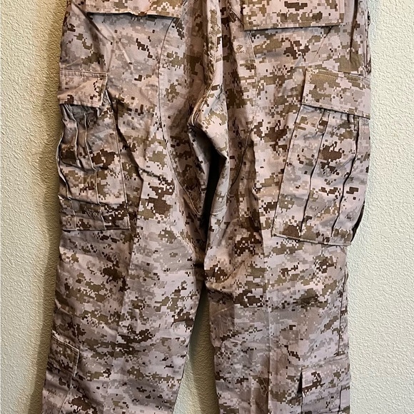 Men's Flame Resistant Cargo Pants - Tan - Picture 10 of 12